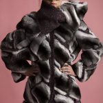 Collarless chinchilla jacket with tweed fabric